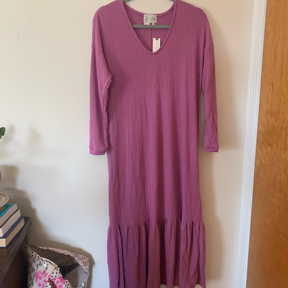 Pink ribbed knit maxi dress